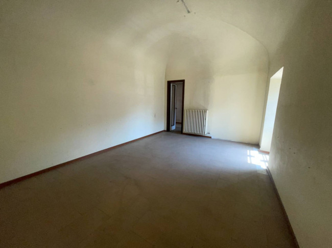 Stabile - Palazzo in Vendita a Asti