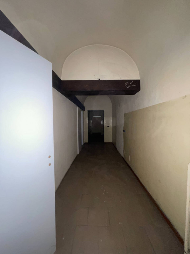 Stabile - Palazzo in Vendita a Asti