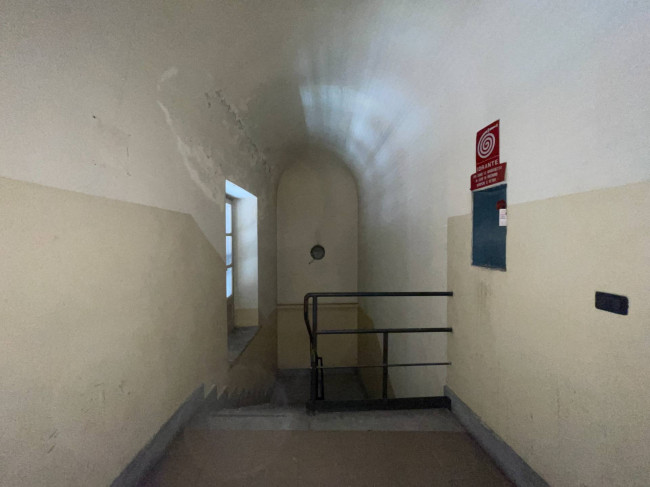 Stabile - Palazzo in Vendita a Asti