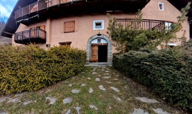 Appartamento in Vendita a Bardonecchia