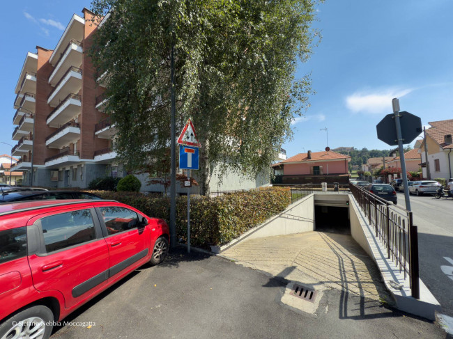 Box o garage in vendita a Rivoli