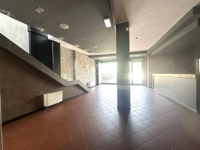 Locale commerciale in Affitto a Cuneo