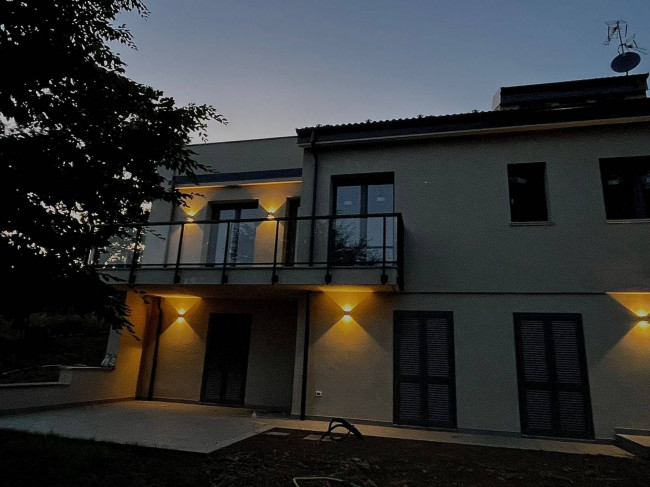 Villa Bifamiliare in vendita a Moncalieri