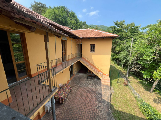 Casa indipendente in vendita