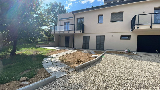 Villa Bifamiliare in vendita a Moncalieri