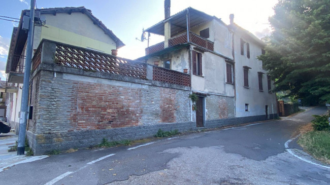 Casa indipendente in vendita