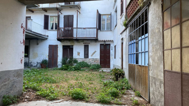 Casa indipendente in Vendita a Canelli