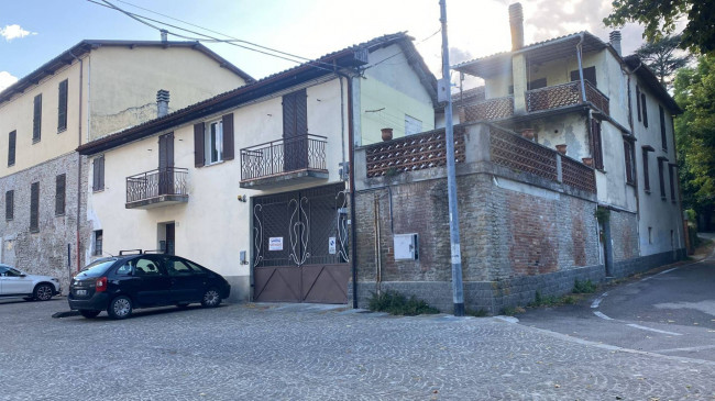 Casa indipendente in vendita