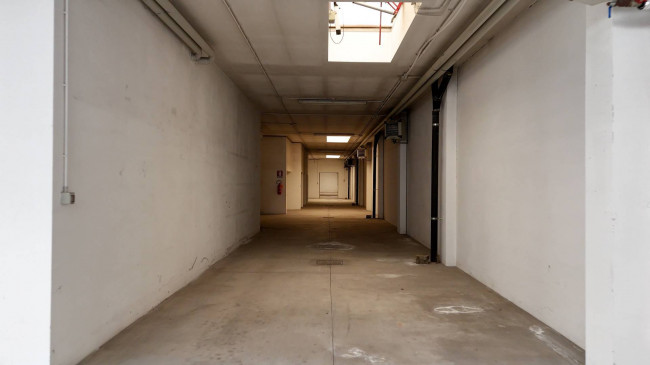 Stabile - Palazzo in vendita a Settimo Torinese