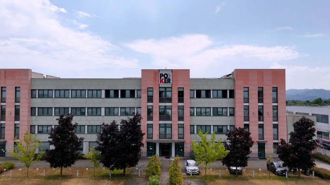 Stabile - Palazzo in vendita a Settimo Torinese