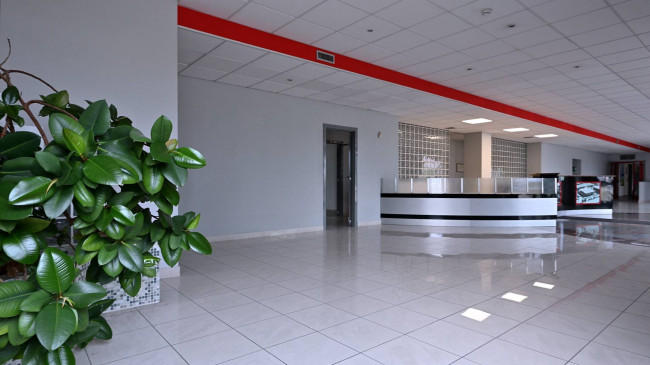 Stabile - Palazzo in vendita a Settimo Torinese