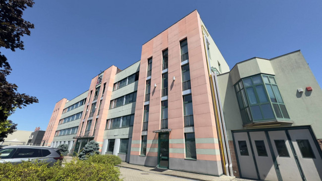 Stabile - Palazzo in vendita a Settimo Torinese