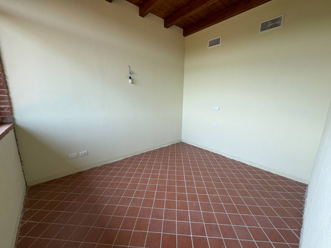 Cascina in Vendita a Cunico