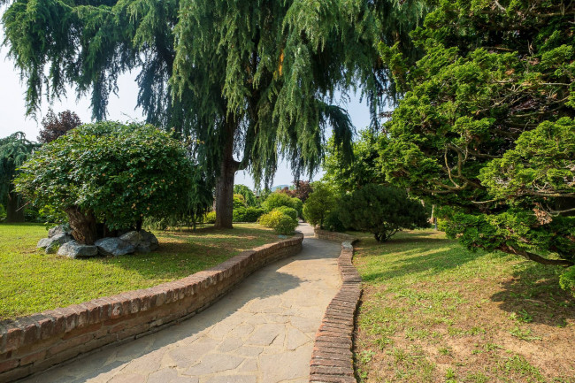 Albergo / Struttura ricettiva in Vendita a Pecetto Torinese