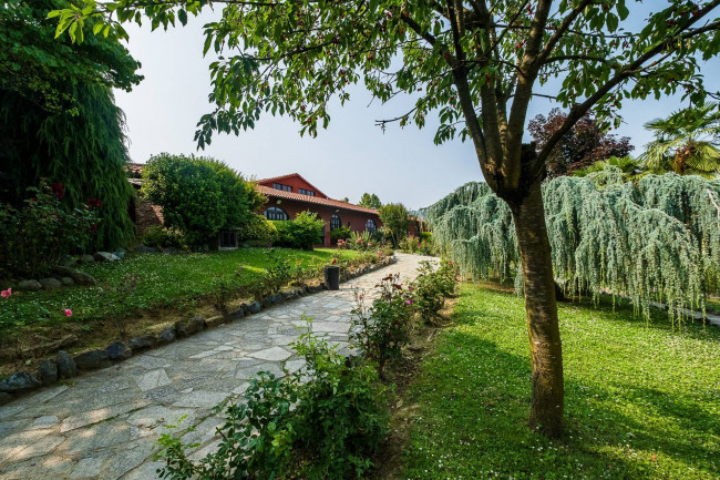 Albergo / Struttura ricettiva in Vendita a Pecetto Torinese