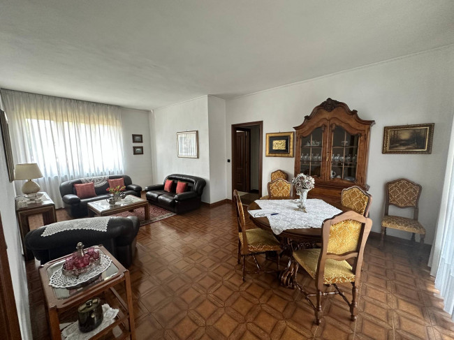 Villa Bifamiliare in vendita a Caselle Torinese