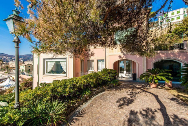 Villa in vendita