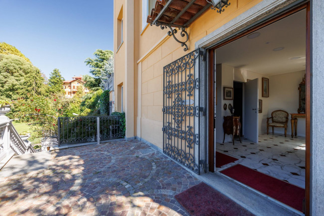 Villa Bifamiliare in vendita a Torino
