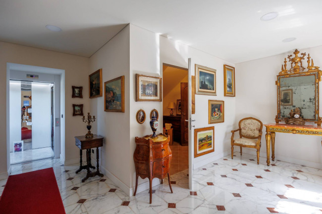 Villa Bifamiliare in vendita a Torino