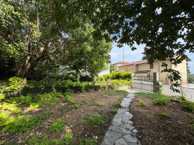 Cascina in Vendita a Montechiaro d'Asti