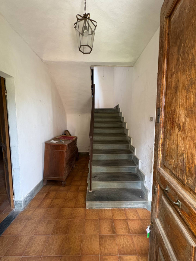 Cascina in Vendita a Montechiaro d'Asti