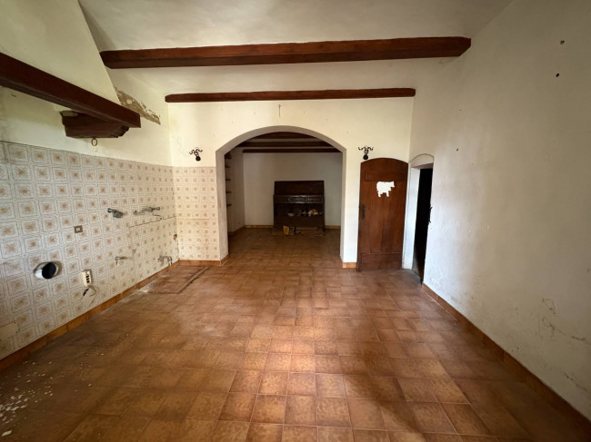 Cascina in Vendita a Montechiaro d'Asti