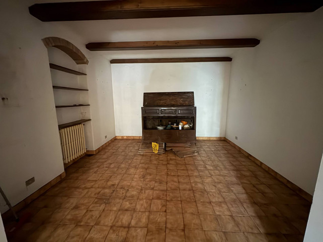 Cascina in Vendita a Montechiaro d'Asti