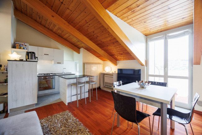 Apartment for Sale to Torino