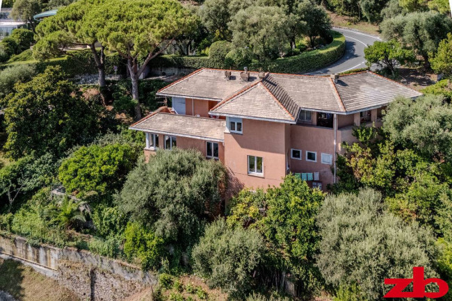 Villa in vendita