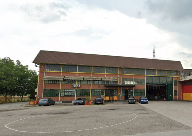 Capannone in Vendita a Nichelino