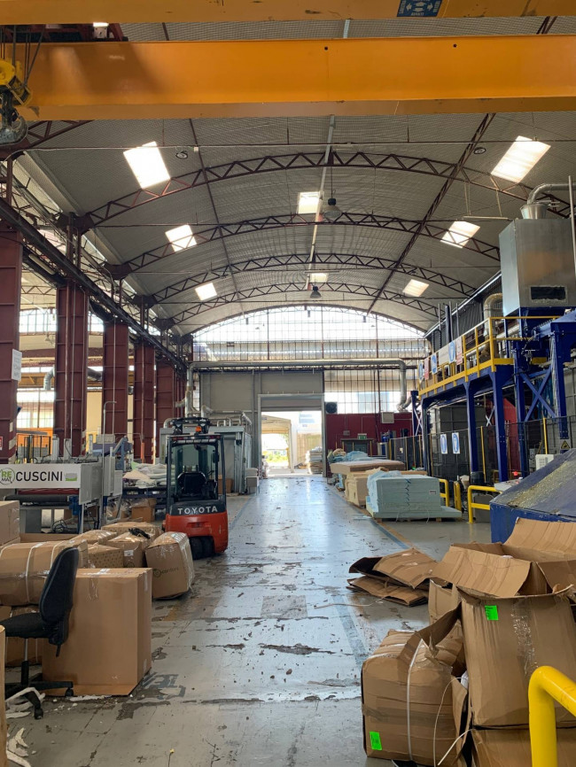 Capannone in Vendita a Nichelino