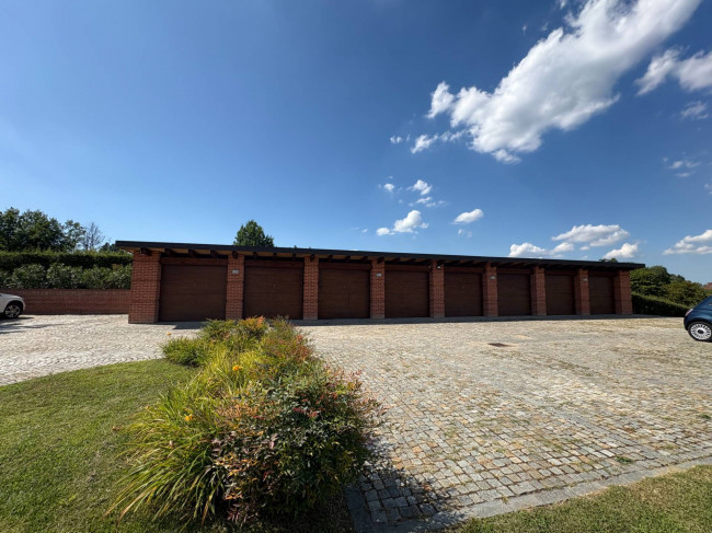 Villa a Schiera in Vendita a Asti