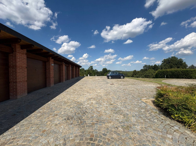 Villa a Schiera in Vendita a Asti