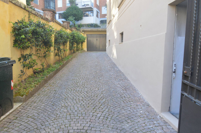 Locale commerciale in Affitto a Torino