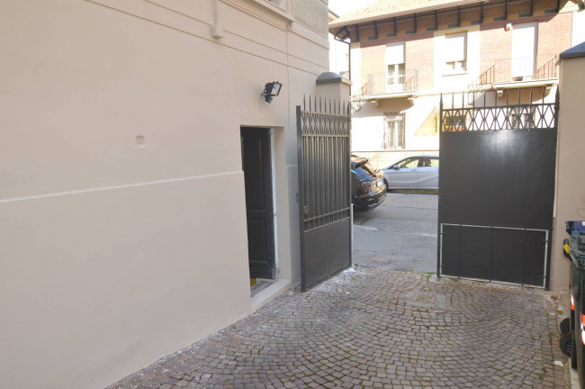 Locale commerciale in Affitto a Torino