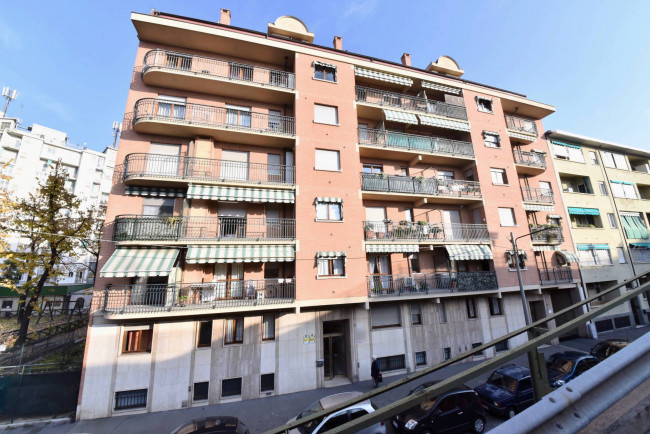 Magazzino in Vendita a Torino