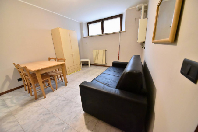 Magazzino in Vendita a Torino