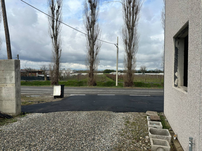 Capannone in Vendita a Castiglione Torinese