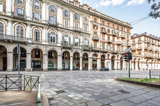 Appartamento in Vendita a Torino