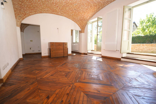 Rustico in vendita a Brusasco
