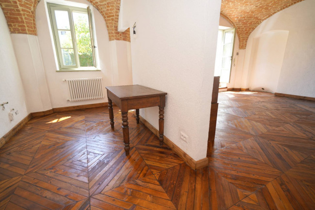 Rustico in vendita a Brusasco