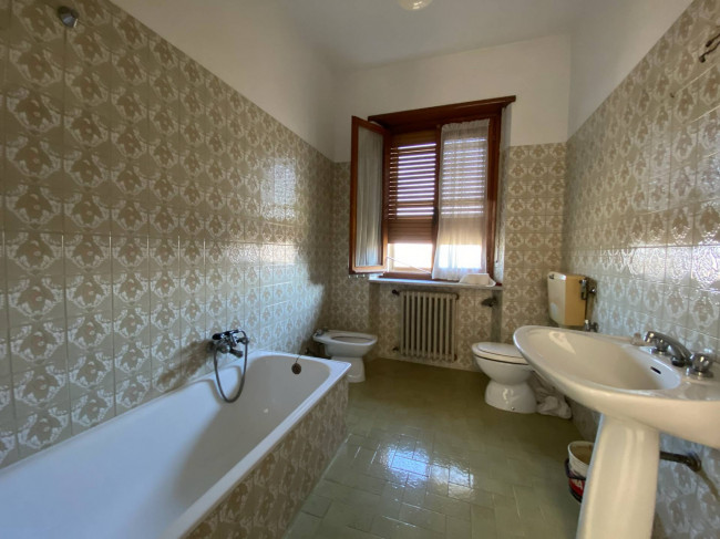 Villa in Vendita a Serralunga di Crea