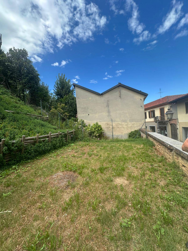 Stabile - Palazzo in vendita a Chieri
