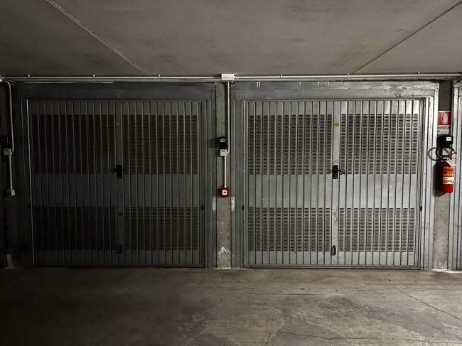 Box o garage in vendita a Torino