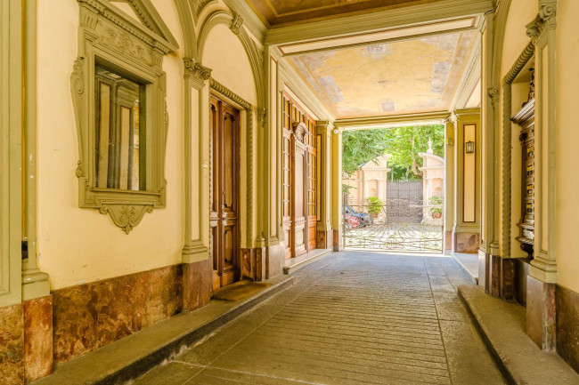 Appartamento in vendita