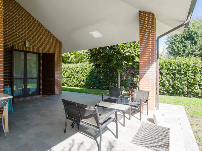 Villa in Vendita a Asti