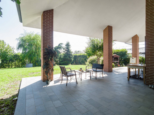 Villa in Vendita a Asti