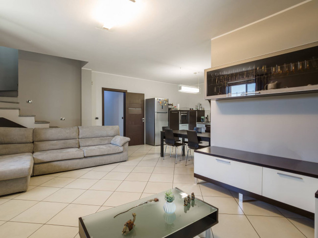 Villa in Vendita a Asti