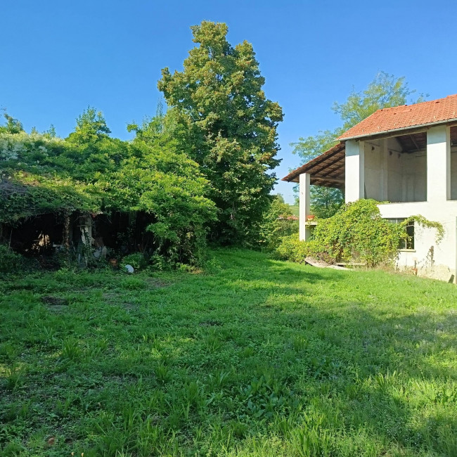 Cascina in Vendita a Ottiglio
