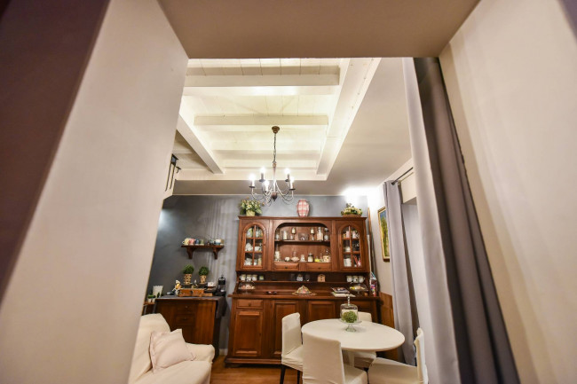 Villa Trifamiliare in Vendita a Rivarossa